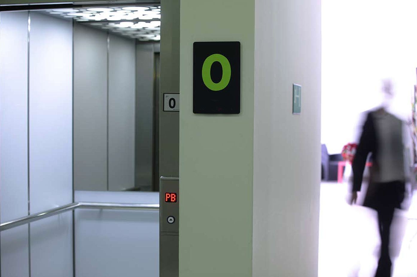 Ele Hotelandgo Arasur Miranda de Ebro Exteriör bild
